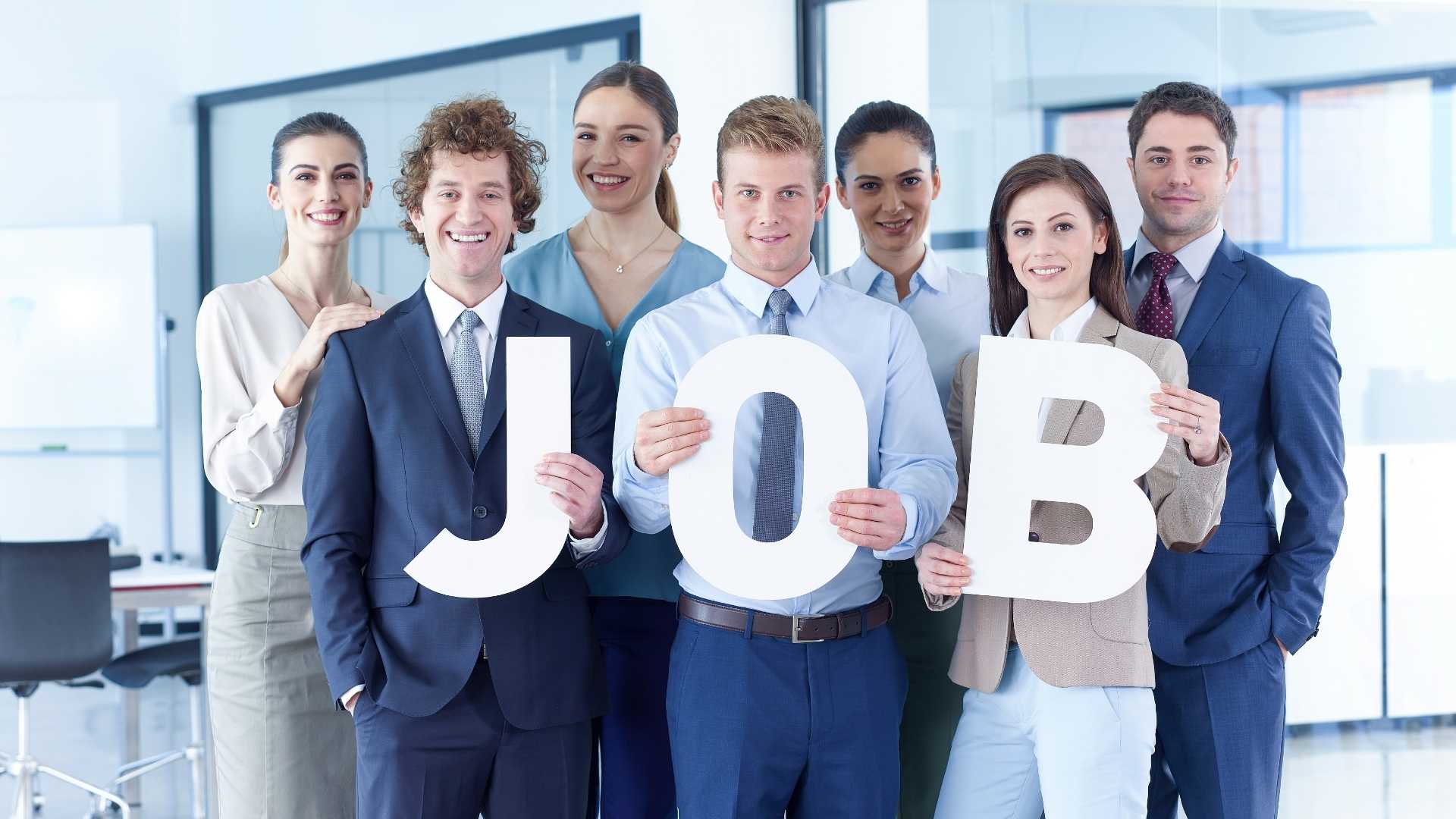 eligible people for Job Ready Program (JRP) Australia page by searcheducation.com.au.jpg